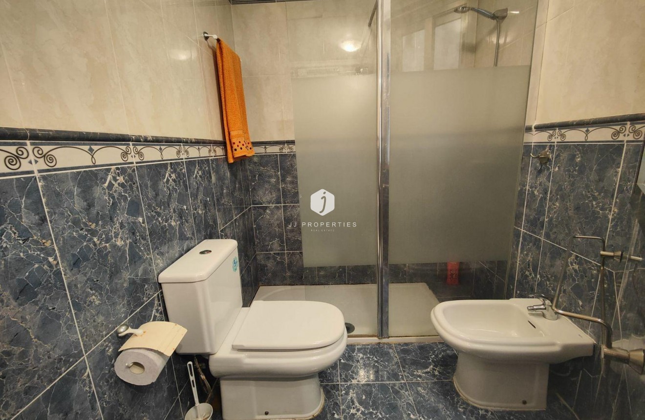 Aus zweiter Hand - Wohnung -
Torrevieja - La Mata