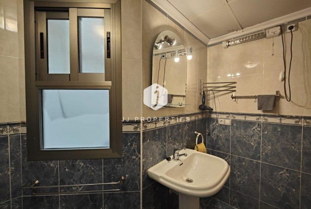 Aus zweiter Hand - Wohnung -
Torrevieja - La Mata