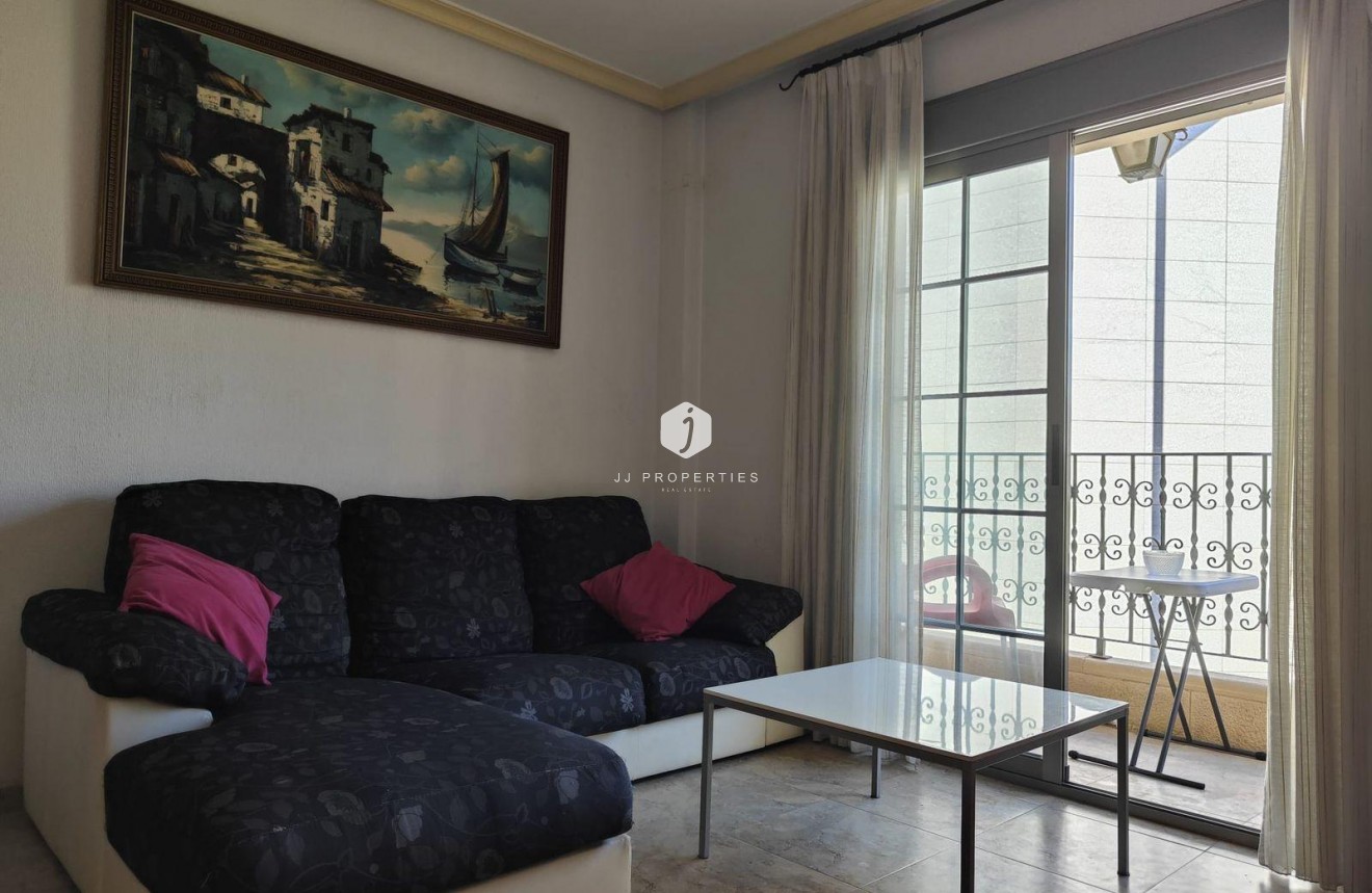 Aus zweiter Hand - Wohnung -
Torrevieja - La Mata