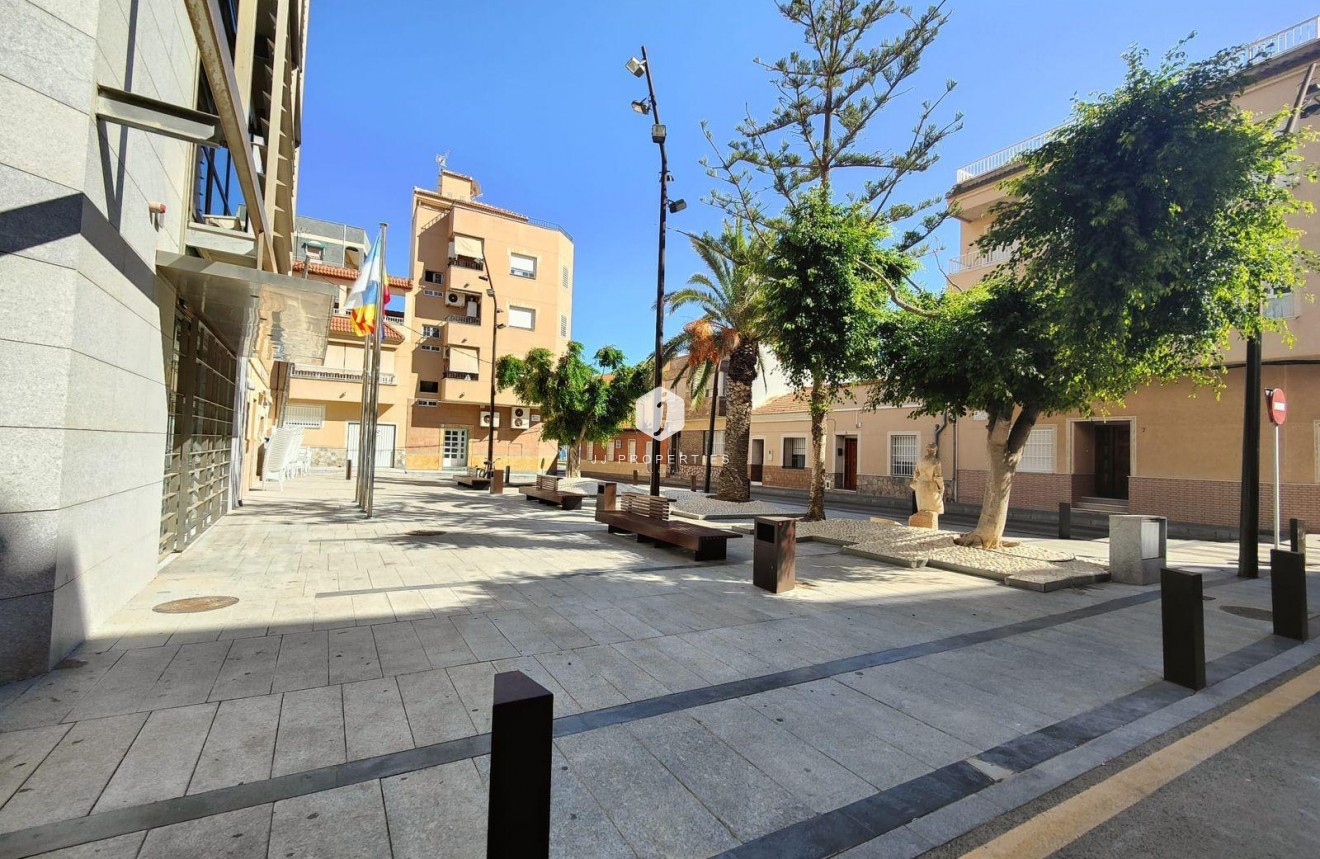 Aus zweiter Hand - Wohnung -
Torrevieja - La Mata