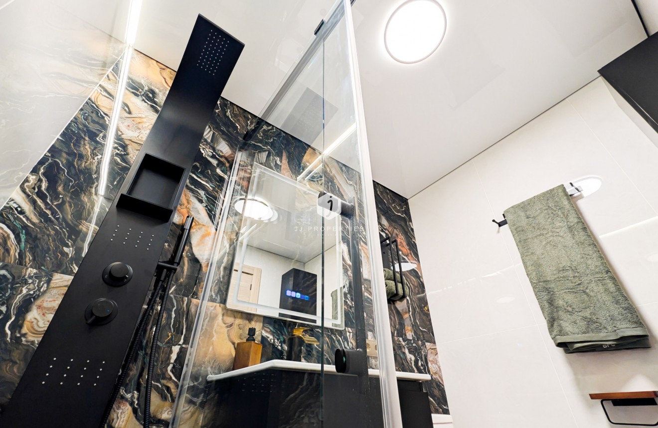 Aus zweiter Hand - Wohnung -
Torrevieja - Costa Blanca