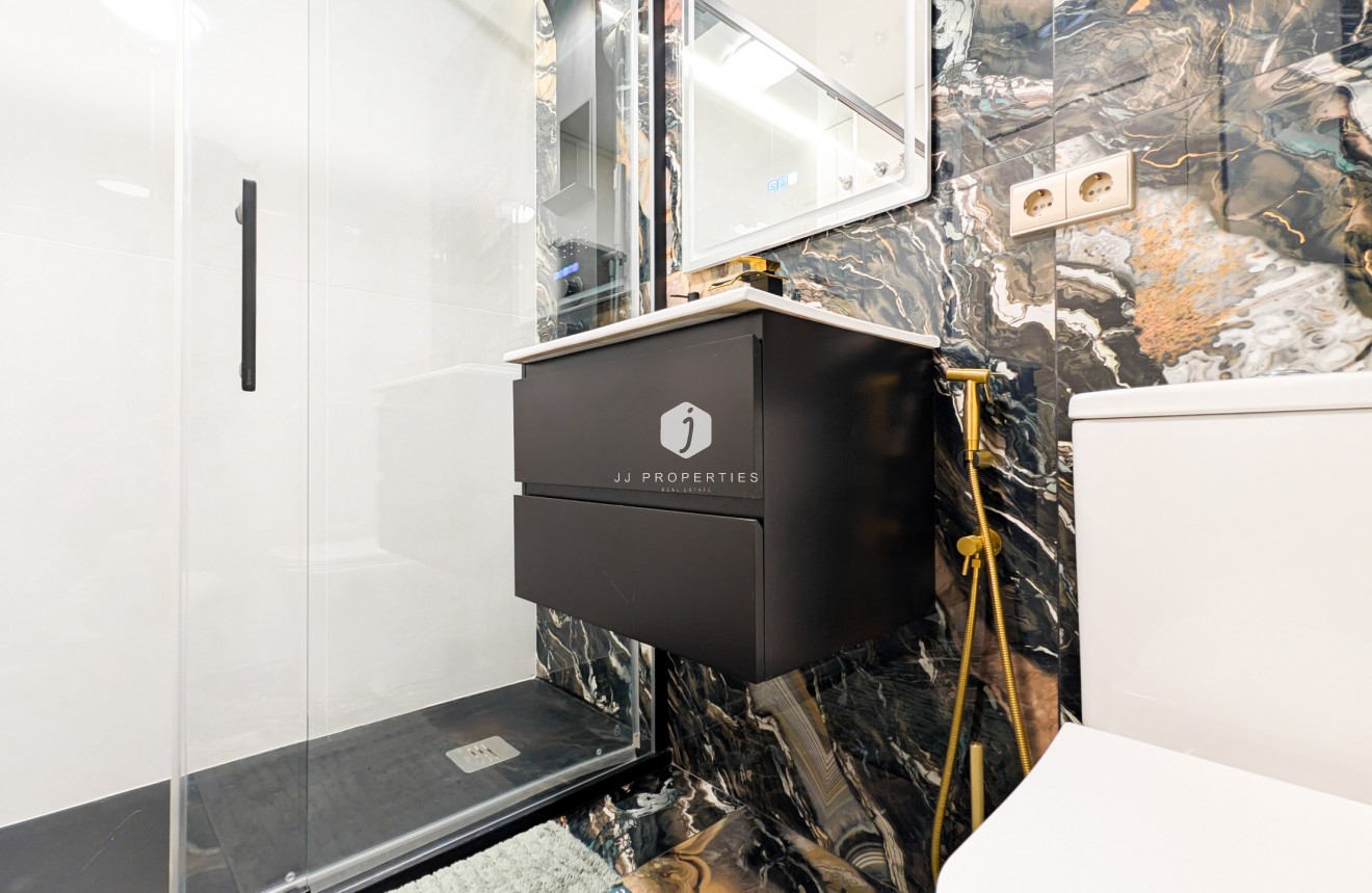 Aus zweiter Hand - Wohnung -
Torrevieja - Costa Blanca