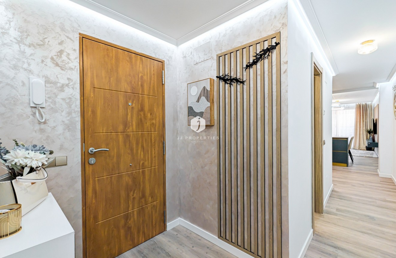 Aus zweiter Hand - Wohnung -
Torrevieja - Costa Blanca