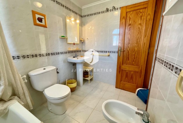 Aus zweiter Hand - Wohnung -
Torrevieja - La Mata