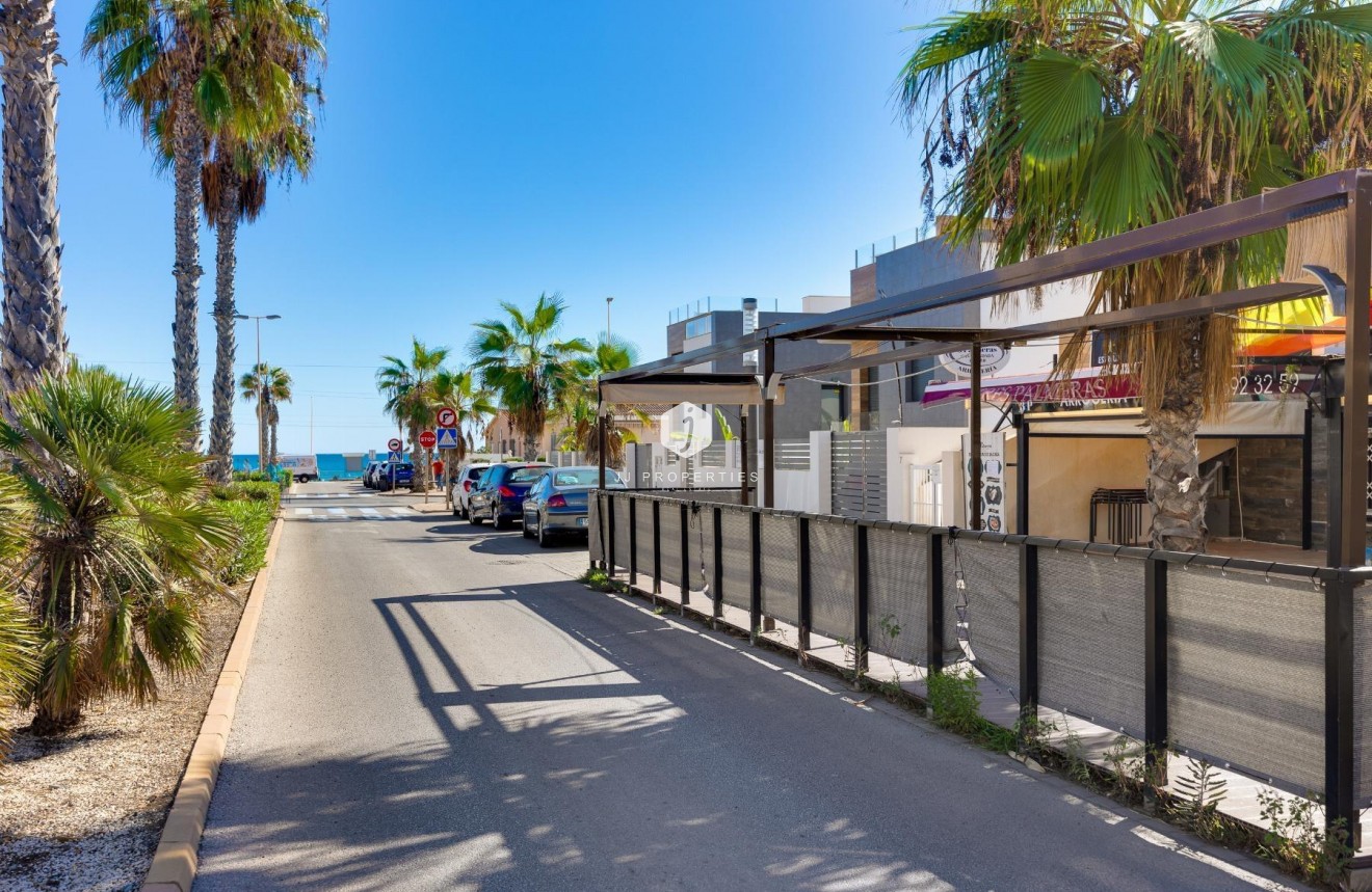 Aus zweiter Hand - Wohnung -
Torrevieja - La Mata