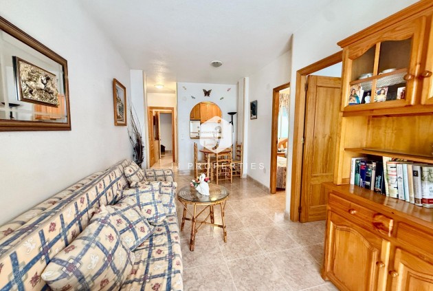 Aus zweiter Hand - Wohnung -
Torrevieja - Centro