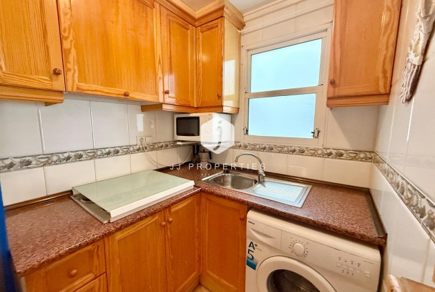 Aus zweiter Hand - Wohnung -
Torrevieja - Centro