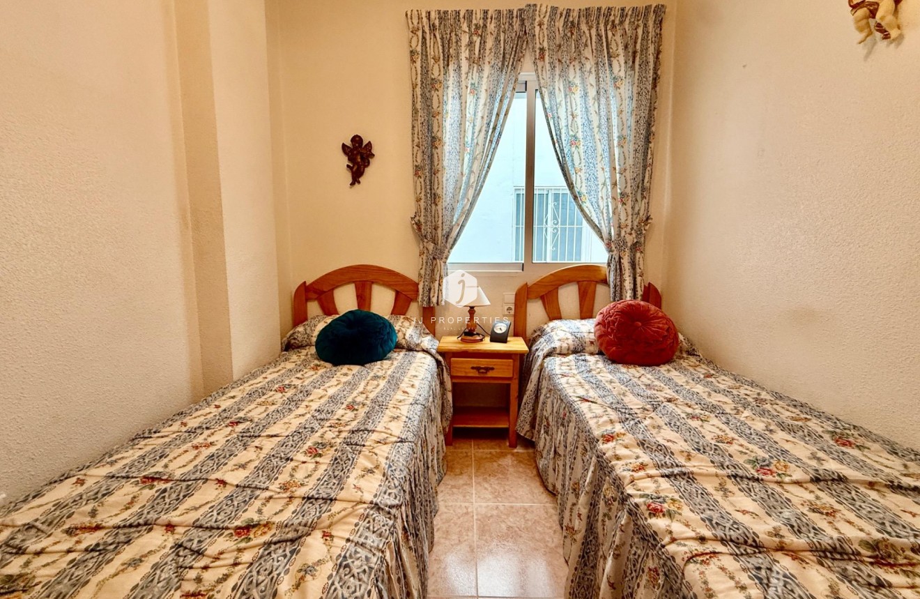 Aus zweiter Hand - Wohnung -
Torrevieja - Centro