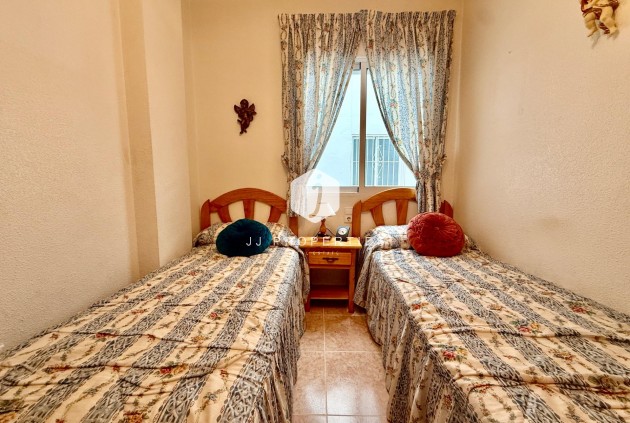 Aus zweiter Hand - Wohnung -
Torrevieja - Centro