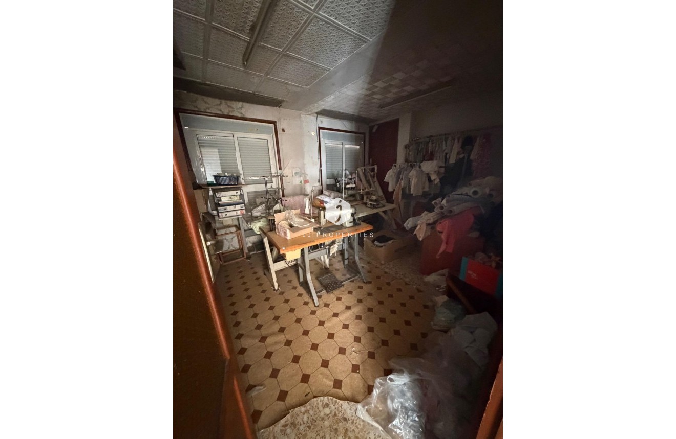 Resale - Duplex -
Almoradí