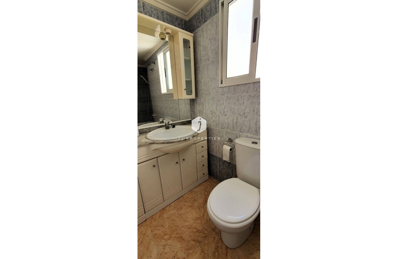 Segunda mano - Ático -
Torrevieja - Playa de los Locos