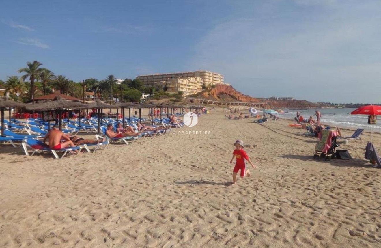 Z drugiej ręki - Mieszkanie w bloku -
Orihuela Costa - Altos De Campoamor