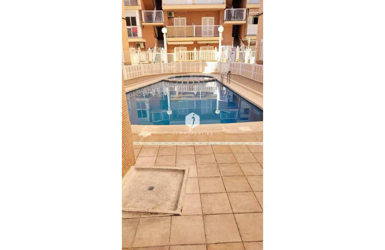 Tweedehands - Penthouse -
Torrevieja - La Mata Pueblo