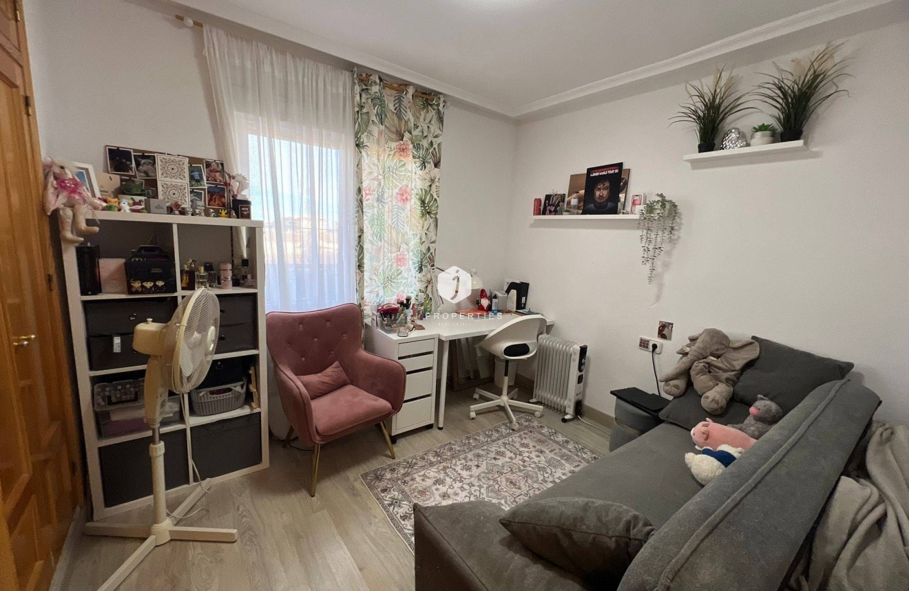 Aus zweiter Hand - Wohnung -
Torrevieja - aguas nuevas