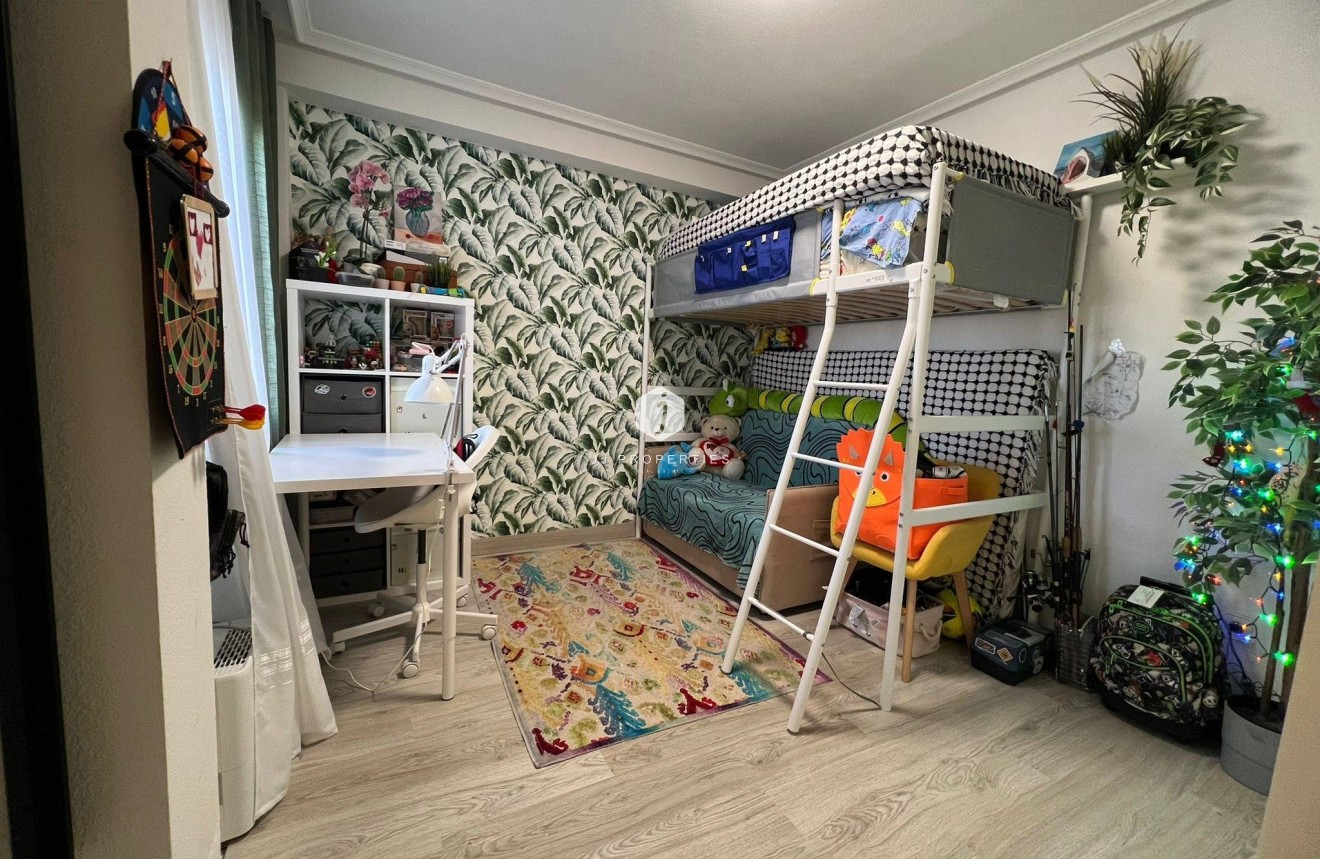 Aus zweiter Hand - Wohnung -
Torrevieja - aguas nuevas