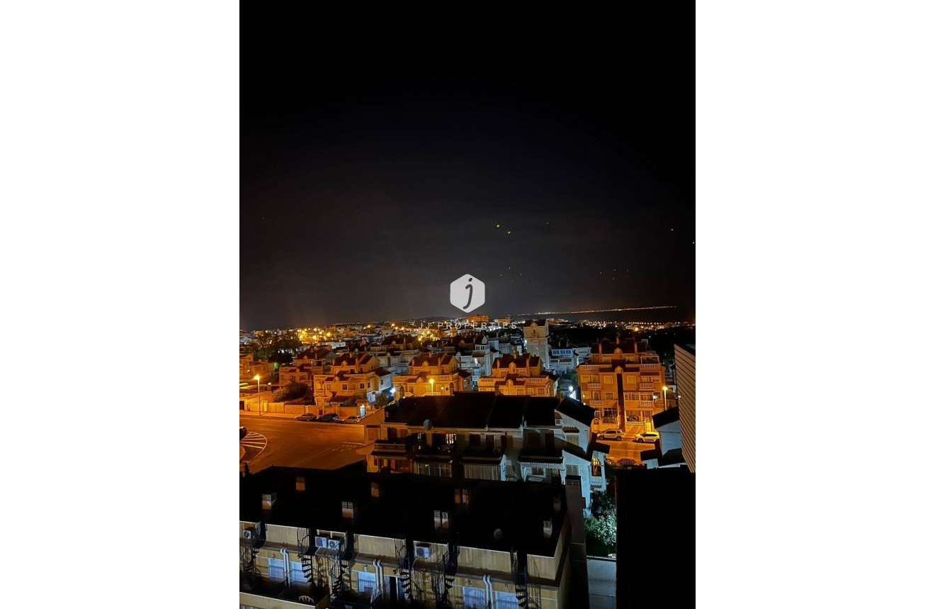 Aus zweiter Hand - Wohnung -
Torrevieja - aguas nuevas