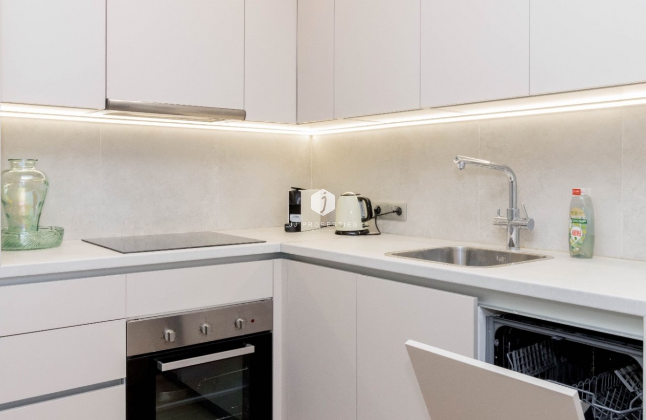 Z drugiej ręki - Szalet -
Orihuela Costa - Costa Blanca