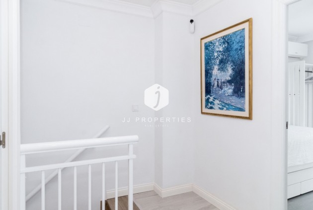 Z drugiej ręki - Szalet -
Orihuela Costa - Costa Blanca