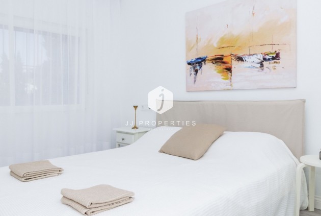 Z drugiej ręki - Szalet -
Orihuela Costa - Costa Blanca