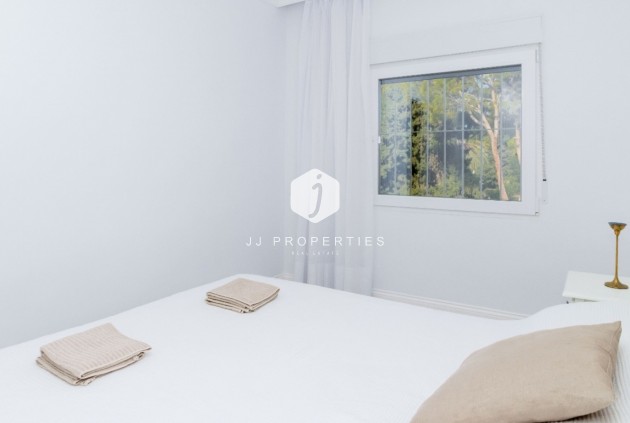 Z drugiej ręki - Szalet -
Orihuela Costa - Costa Blanca