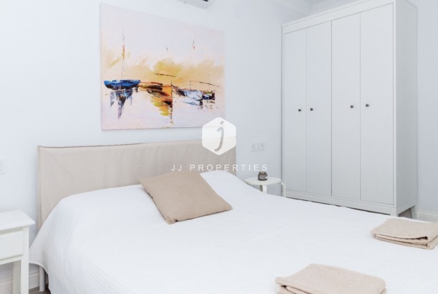 Z drugiej ręki - Szalet -
Orihuela Costa - Costa Blanca