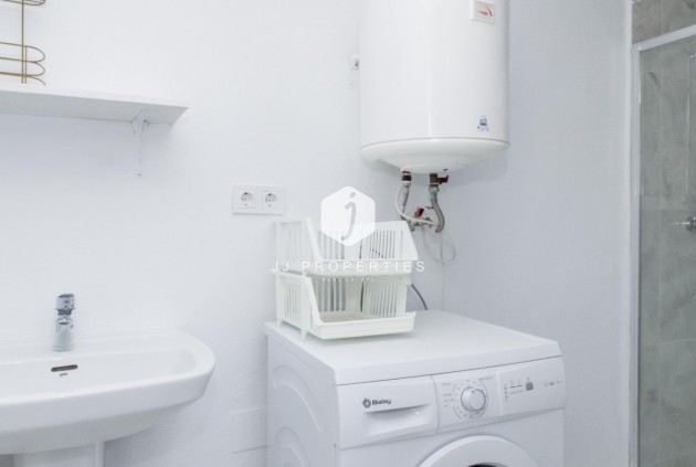 Z drugiej ręki - Szalet -
Orihuela Costa - Costa Blanca