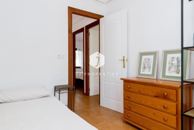 Z drugiej ręki - Szalet -
Orihuela Costa - Costa Blanca