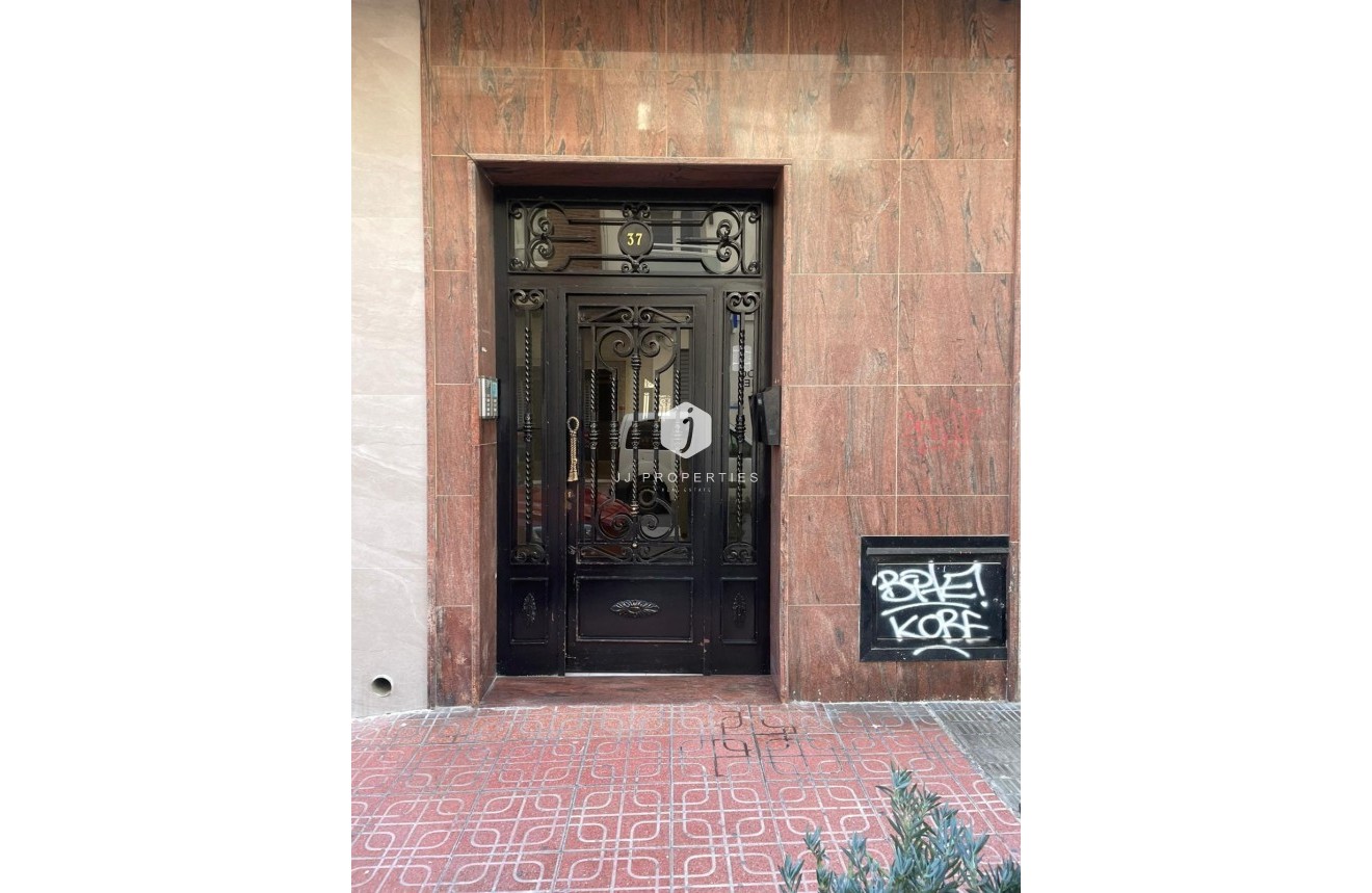 Segunda mano - Apartamento / piso -
Torrevieja - Costa Blanca