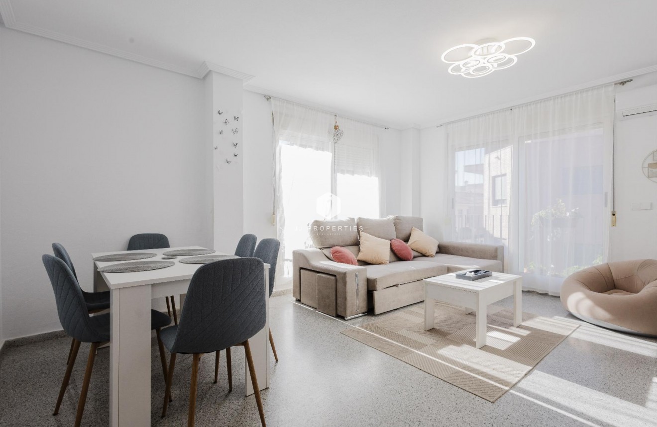 Segunda mano - Apartamento / piso -
San Miguel de Salinas - Inland