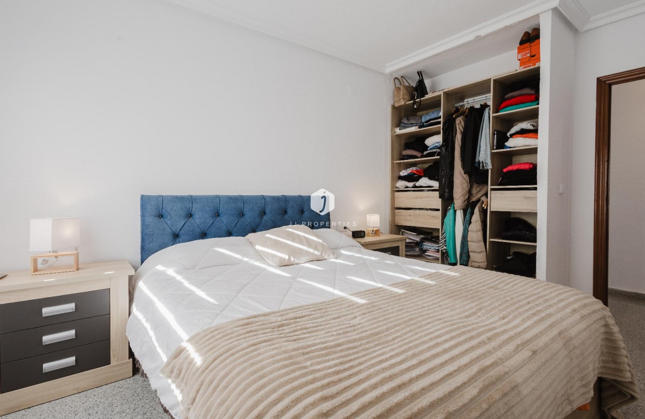 Segunda mano - Apartamento / piso -
San Miguel de Salinas - Inland