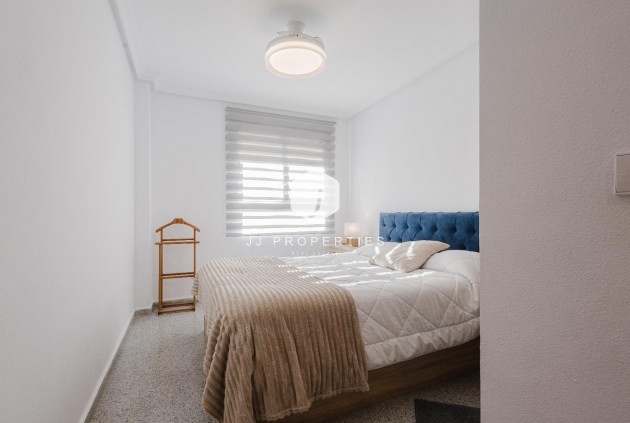 Segunda mano - Apartamento / piso -
San Miguel de Salinas - Inland