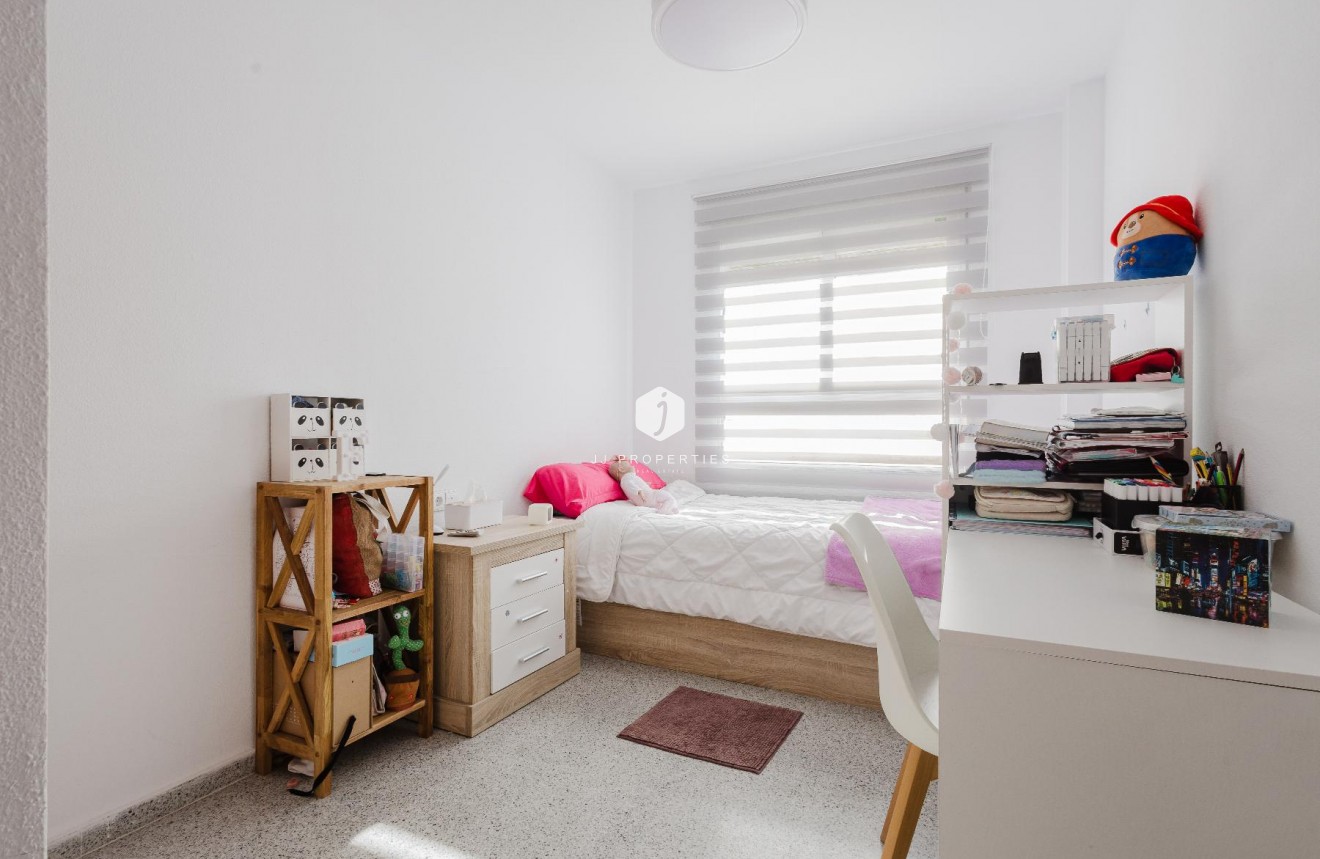 Segunda mano - Apartamento / piso -
San Miguel de Salinas - Inland