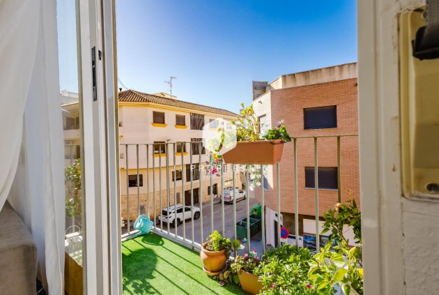 Segunda mano - Apartamento / piso -
San Miguel de Salinas - Inland