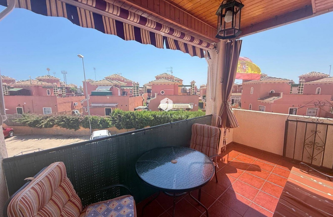 Aus zweiter Hand - Bungalow -
Orihuela Costa - Playa Flamenca