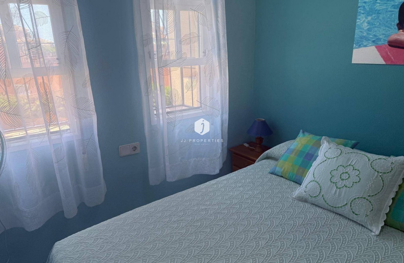 Aus zweiter Hand - Bungalow -
Orihuela Costa - Playa Flamenca