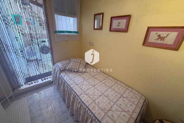 Aus zweiter Hand - Bungalow -
Orihuela Costa - Playa Flamenca