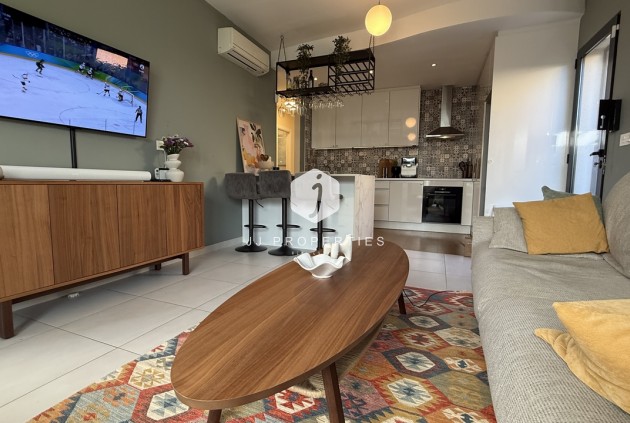 Aus zweiter Hand - Villa -
La Zenia - Costa Blanca