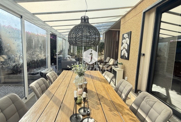 Aus zweiter Hand - Villa -
La Zenia - Costa Blanca