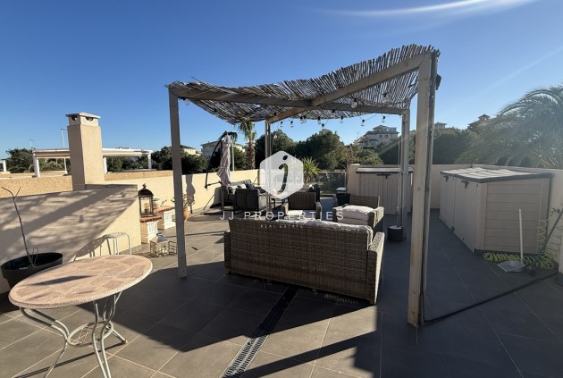 Aus zweiter Hand - Villa -
La Zenia - Costa Blanca