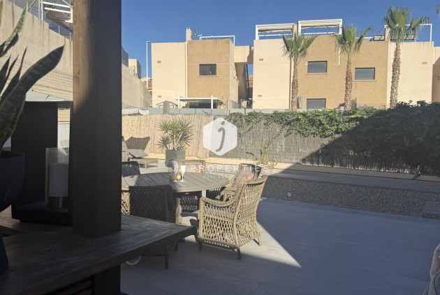 Aus zweiter Hand - Villa -
La Zenia - Costa Blanca