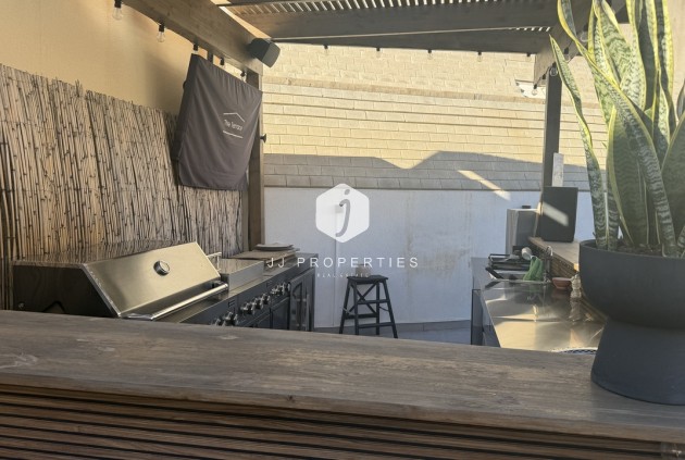 Aus zweiter Hand - Villa -
La Zenia - Costa Blanca