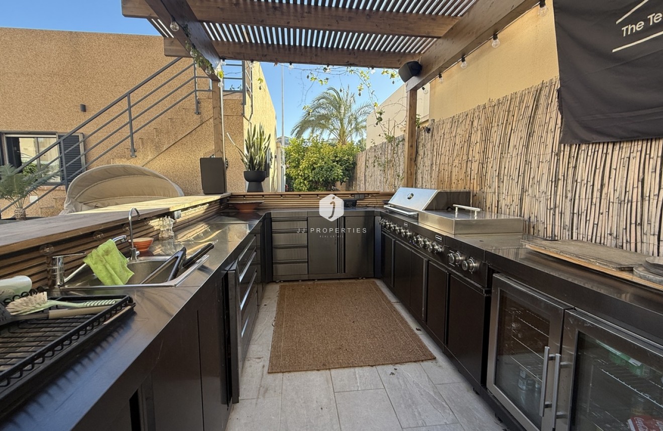 Aus zweiter Hand - Villa -
La Zenia - Costa Blanca