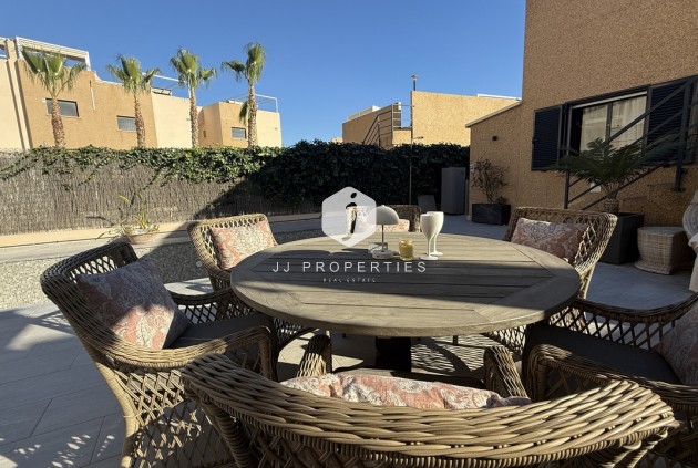 Aus zweiter Hand - Villa -
La Zenia - Costa Blanca