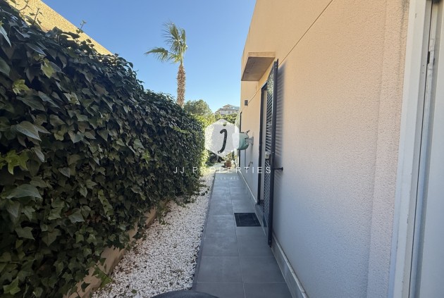 Aus zweiter Hand - Villa -
La Zenia - Costa Blanca