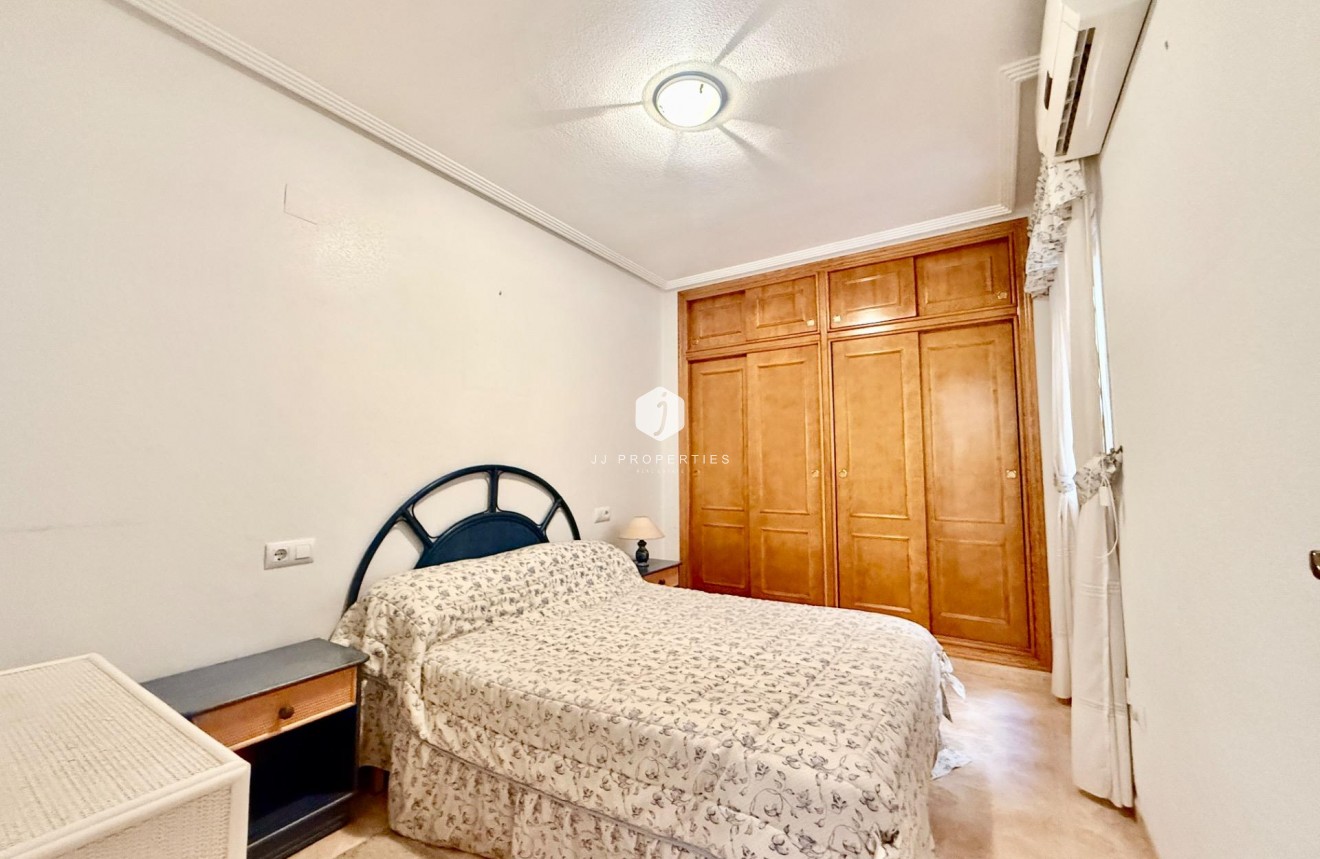 Aus zweiter Hand - Wohnung -
Torrevieja - Centro