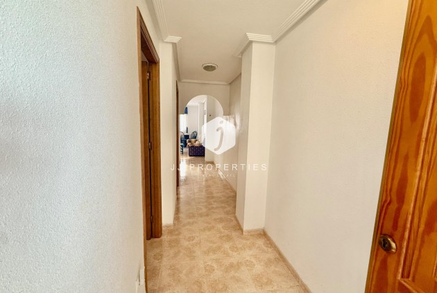 Aus zweiter Hand - Wohnung -
Torrevieja - Centro