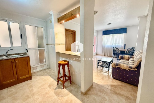 Aus zweiter Hand - Wohnung -
Torrevieja - Centro