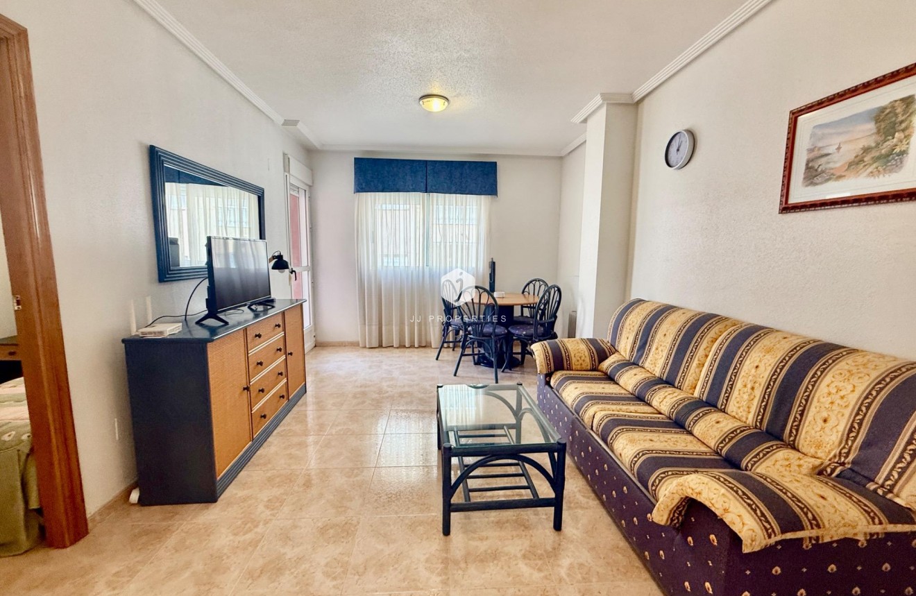 Aus zweiter Hand - Wohnung -
Torrevieja - Centro