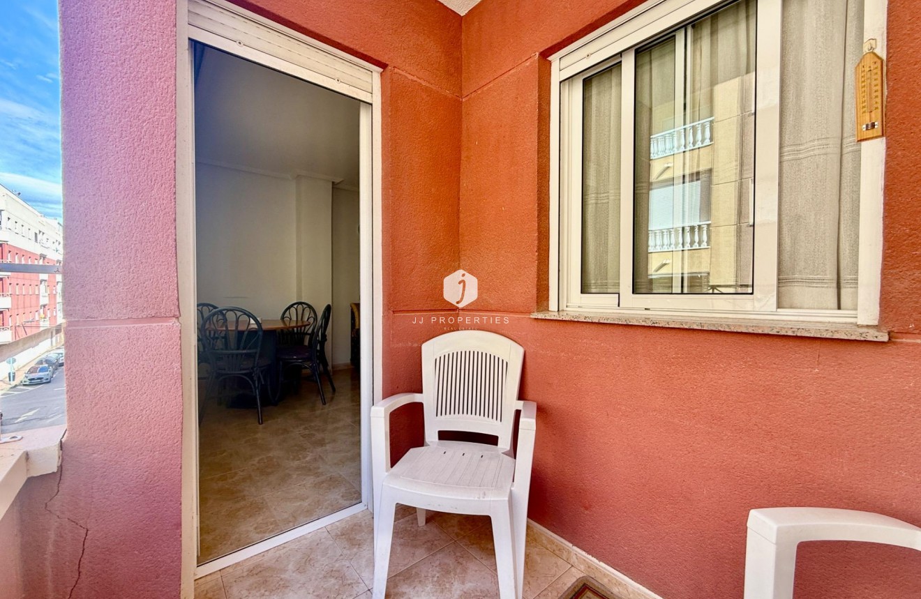 Aus zweiter Hand - Wohnung -
Torrevieja - Centro