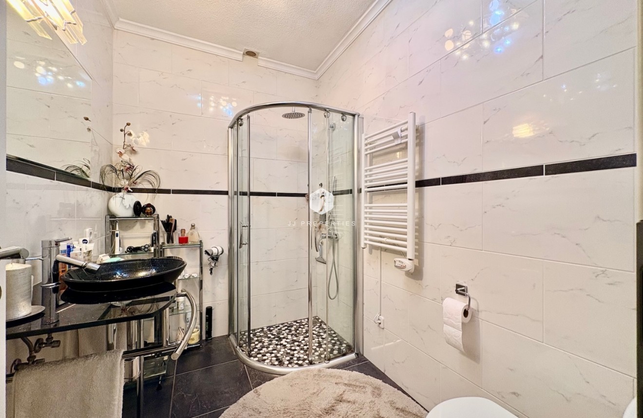 Aus zweiter Hand - Bungalow -
Ciudad Quesada - Costa Blanca